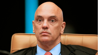 Você está visualizando atualmente Moraes mantém prisão de ex-diretor da PRF, ignorando prazo da PGR